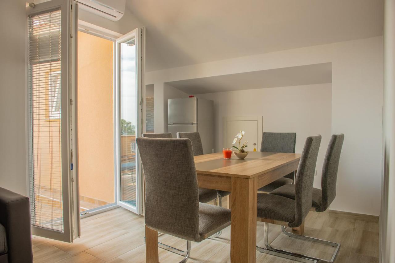 Apartman Eva Vrsi Zewnętrze zdjęcie